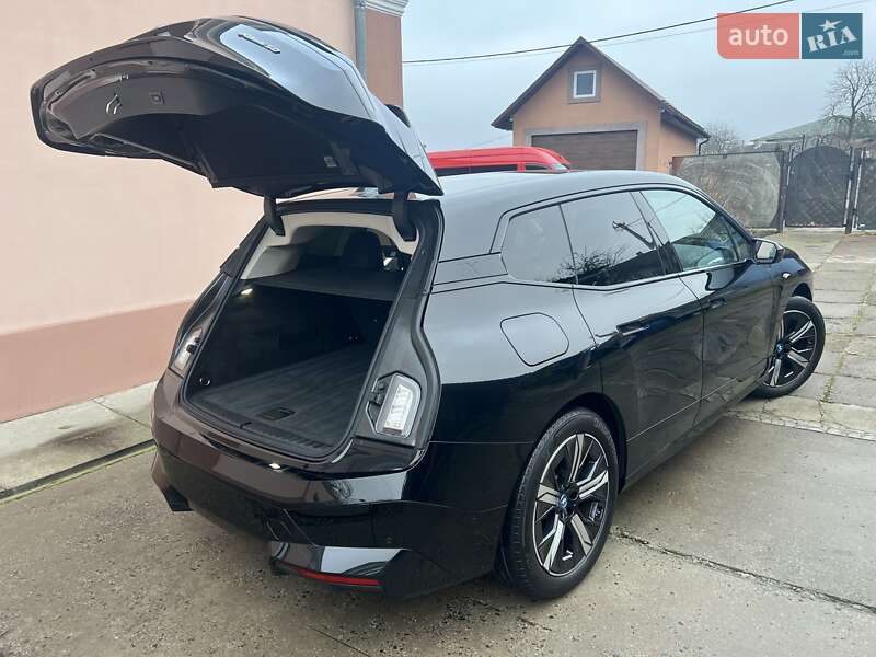 Позашляховик / Кросовер BMW iX 2022 в Тернополі