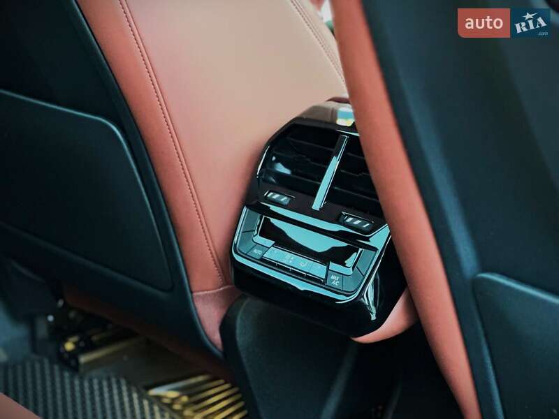 Внедорожник / Кроссовер BMW iX 2022 в Киеве