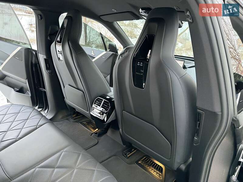 Внедорожник / Кроссовер BMW iX 2022 в Киеве