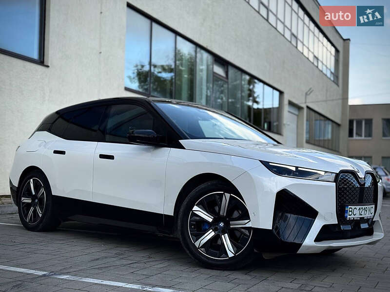 Позашляховик / Кросовер BMW iX 2021 в Стрию