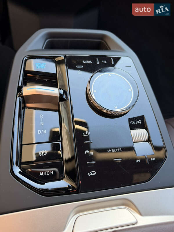 Внедорожник / Кроссовер BMW iX 2024 в Ровно