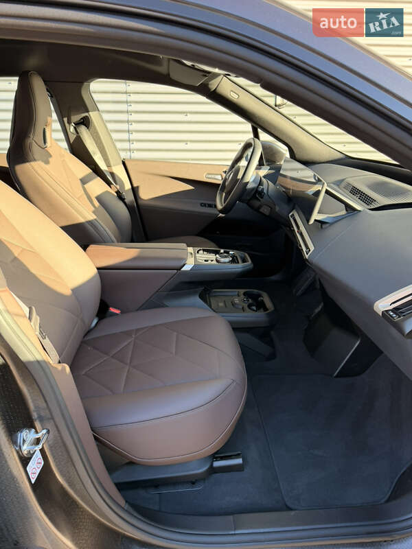 Внедорожник / Кроссовер BMW iX 2024 в Ровно