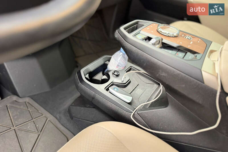 Внедорожник / Кроссовер BMW iX 2021 в Киеве
