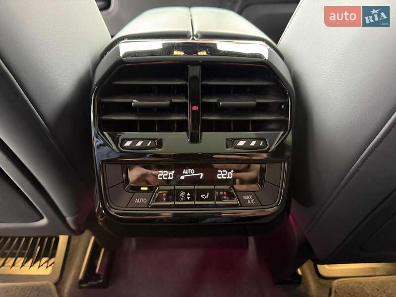 Внедорожник / Кроссовер BMW iX 2022 в Львове