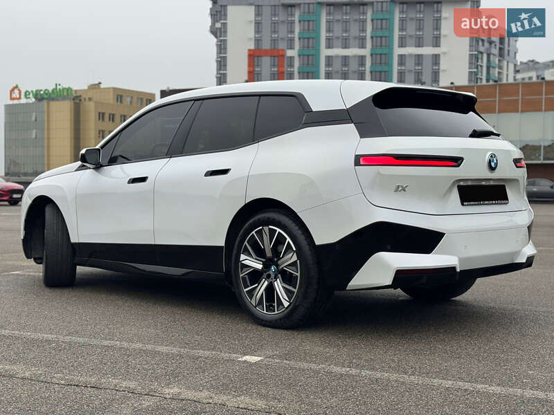 Внедорожник / Кроссовер BMW iX 2022 в Киеве