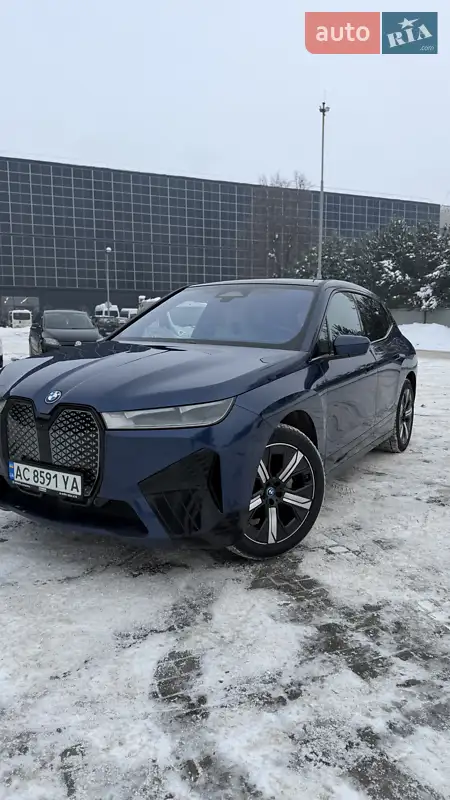 BMW iX 2023