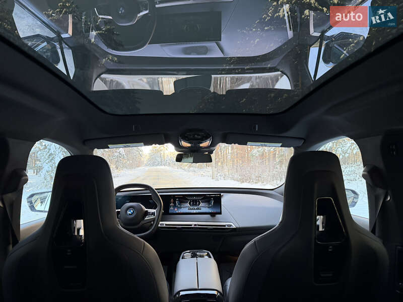 Внедорожник / Кроссовер BMW iX 2023 в Нетешине