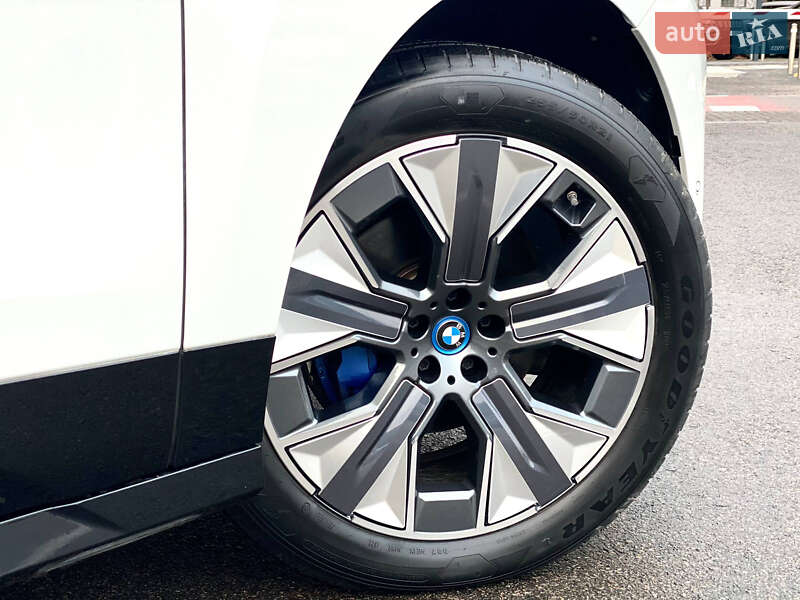 Внедорожник / Кроссовер BMW iX 2023 в Киеве