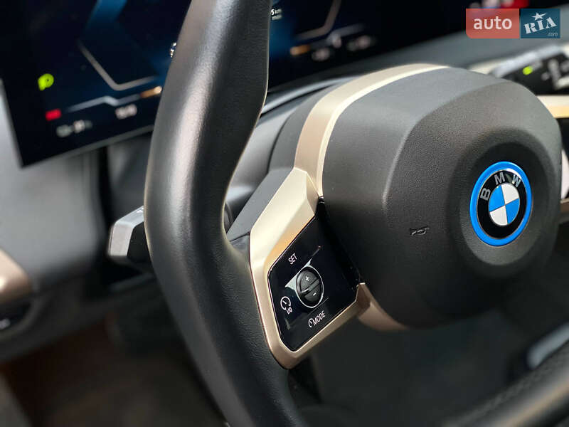Внедорожник / Кроссовер BMW iX 2023 в Киеве