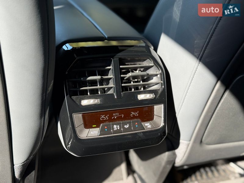 Внедорожник / Кроссовер BMW iX 2022 в Тернополе