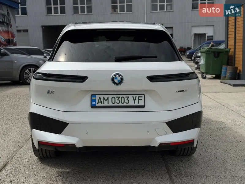 BMW iX 2024 VIN WB523CF07SCT32720 фото оголошення 7 з 108