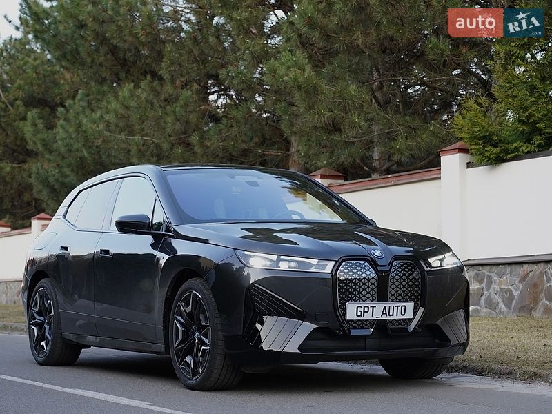 BMW iX 2023