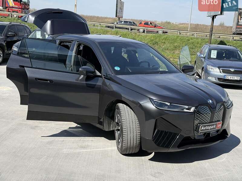 Внедорожник / Кроссовер BMW iX 2022 в Львове
