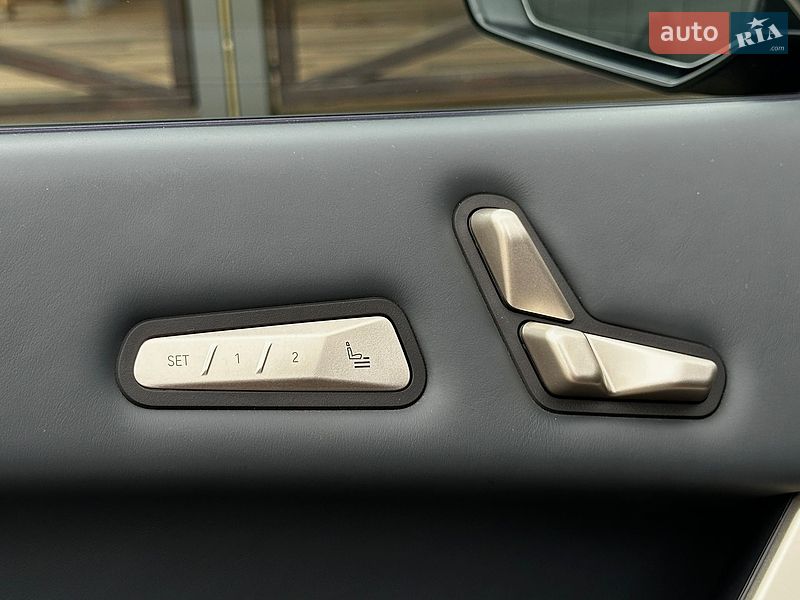 Внедорожник / Кроссовер BMW iX 2023 в Ровно