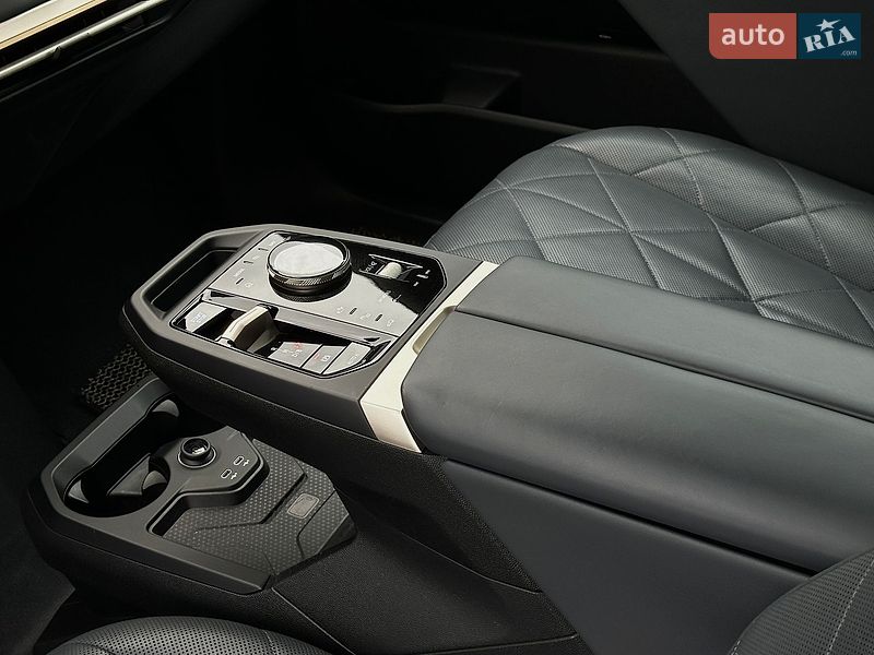 Внедорожник / Кроссовер BMW iX 2023 в Ровно