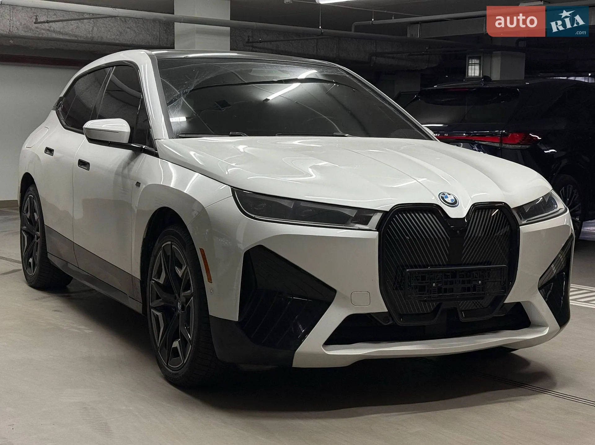 BMW iX 2022 VIN WB533CF03PCK84452 фото оголошення 3 з 7