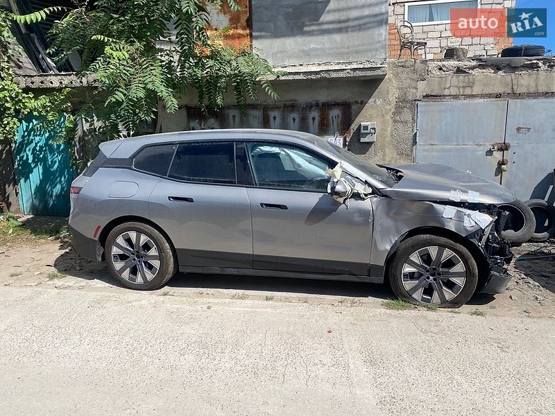 BMW iX 2024