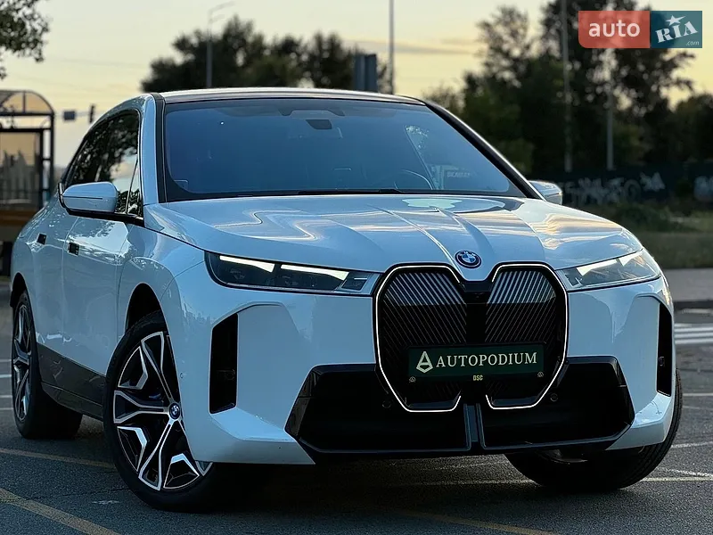 BMW iX 2023