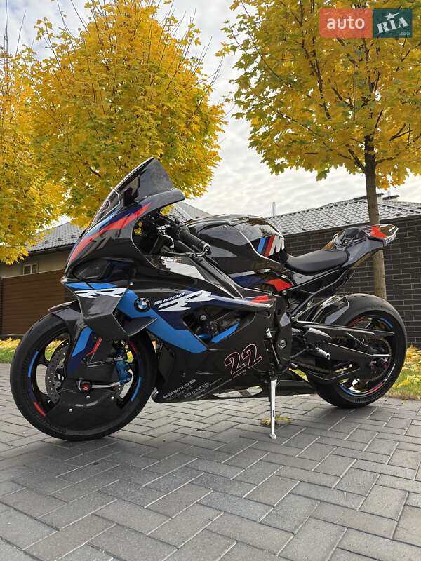 Спортбайк BMW M 1000RR 2024 в Киеве фото 44 Спортбайк BMW M 1000RR 2024 в Киеве
