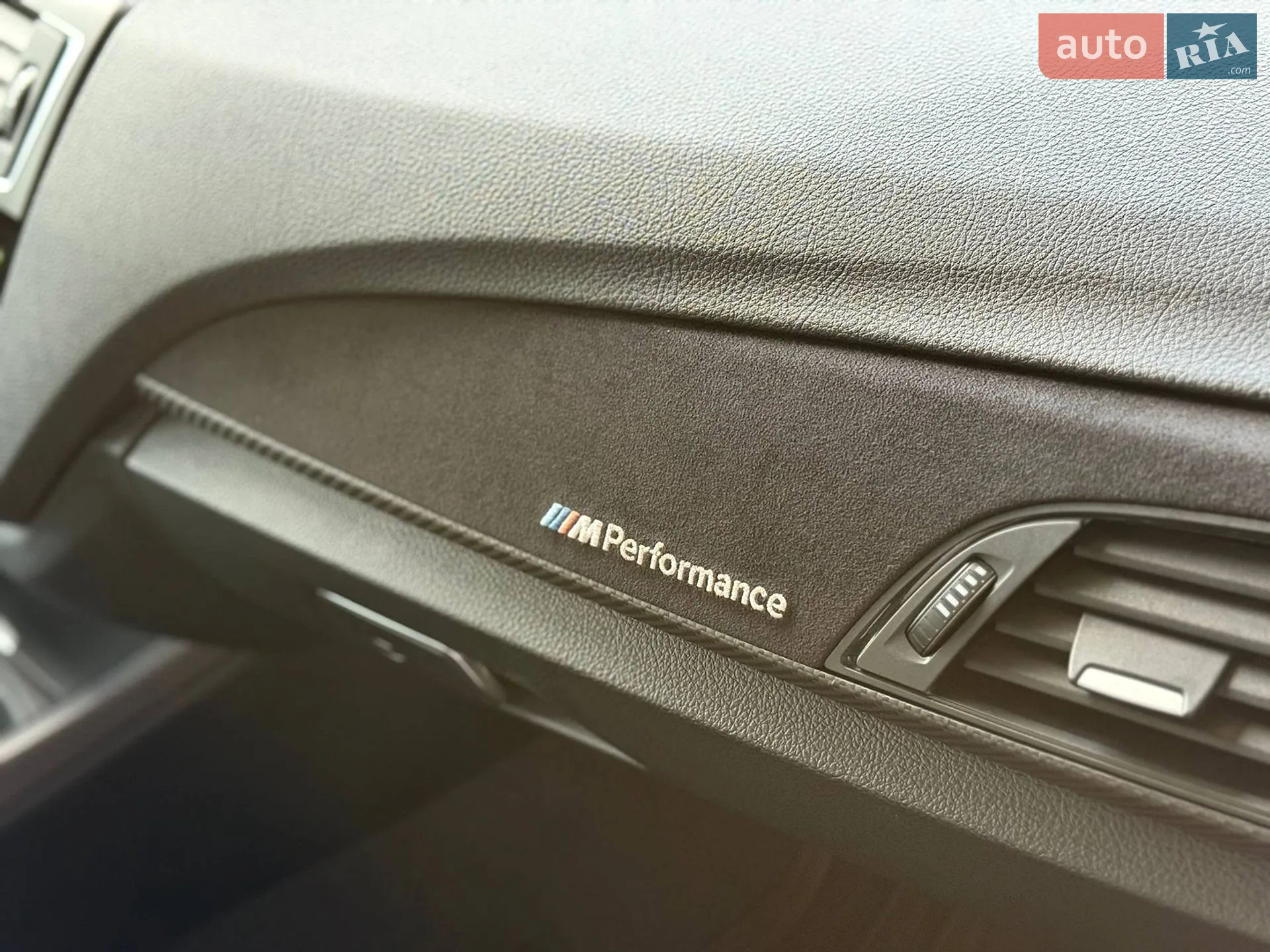 2016 BMW M2 - мініатюра 18