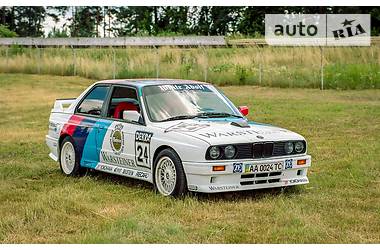 Купе BMW M3 1990 в 