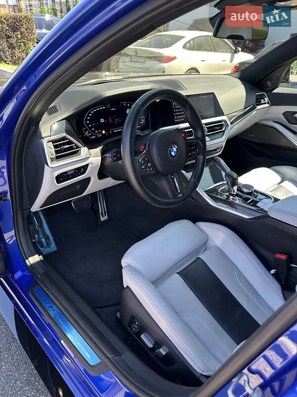 Седан BMW M3 2022 в Киеве