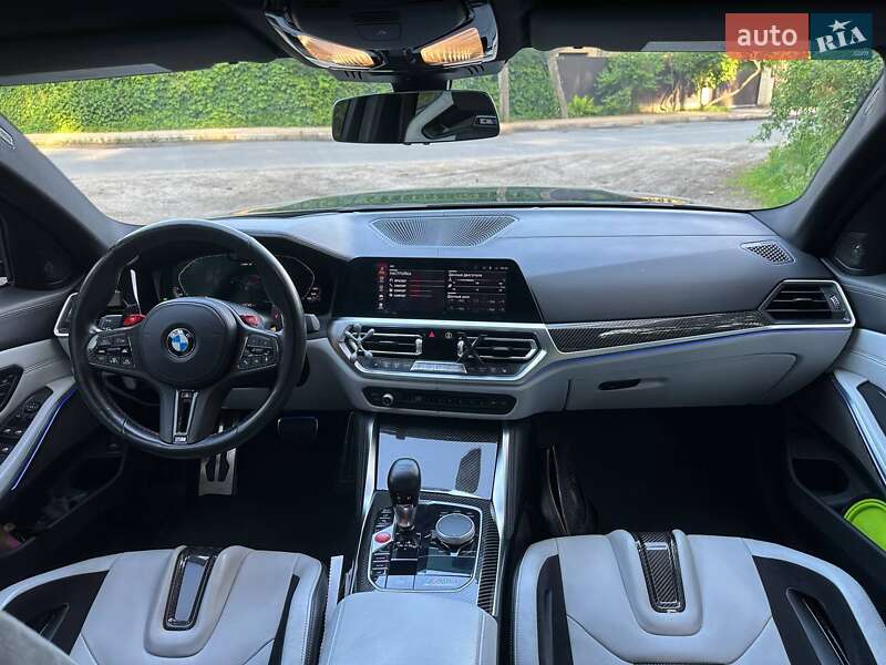Седан BMW M3 2021 в Киеве