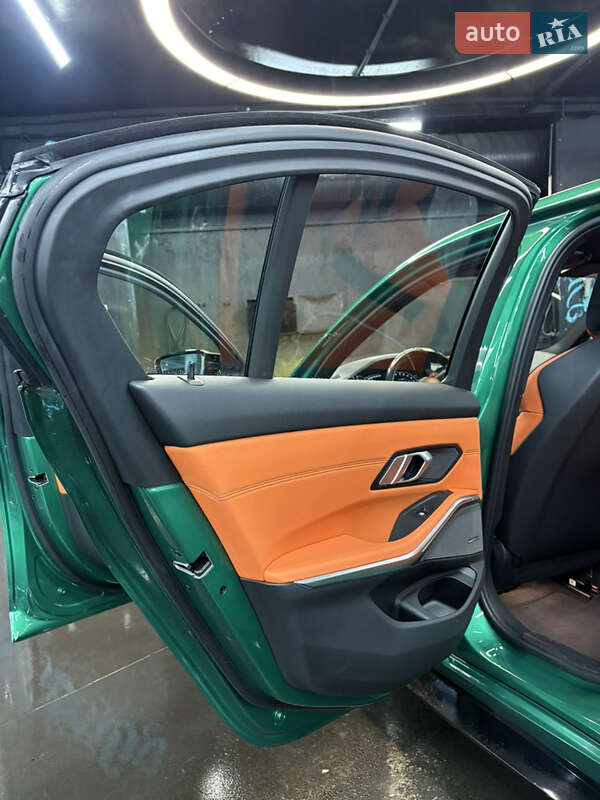 Седан BMW M3 2022 в Киеве