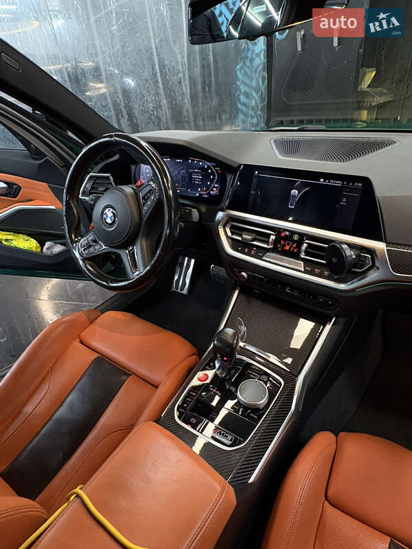 Седан BMW M3 2022 в Киеве