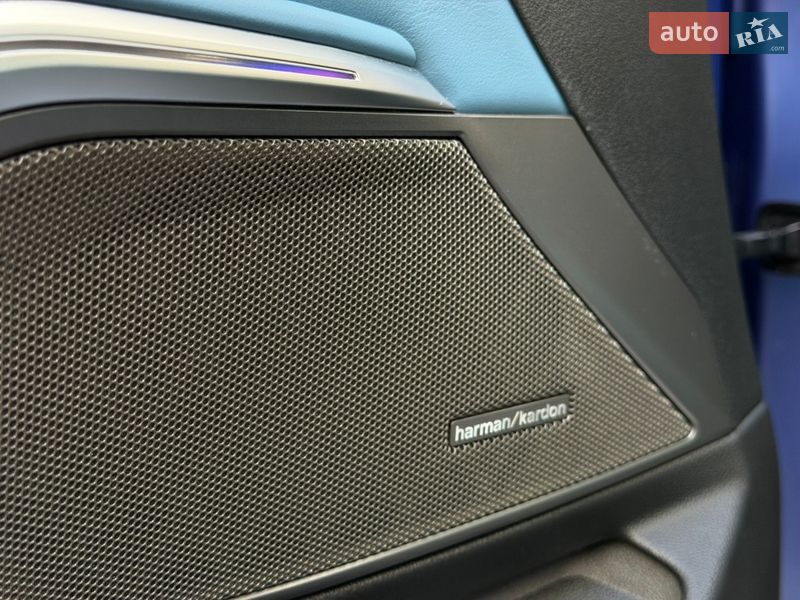 Седан BMW M3 2022 в Киеве