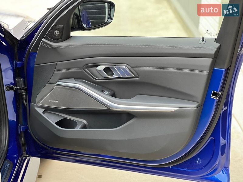 Седан BMW M3 2024 в Киеве
