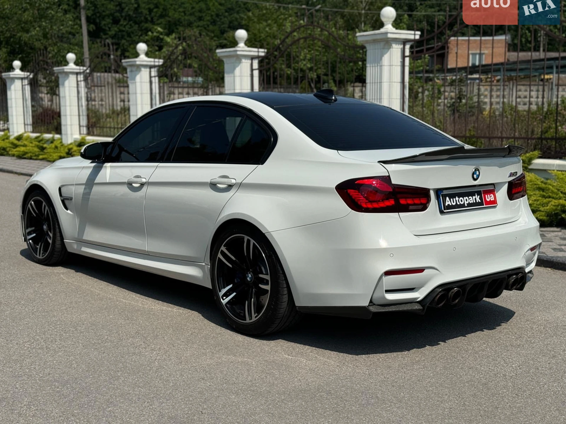 2017 BMW M3 - мініатюра 7