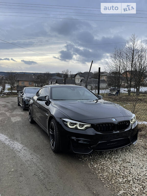 Купе BMW M4 2017 в Івано-Франківську