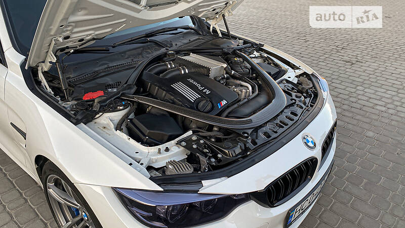 Купе BMW M4 2014 в Львове