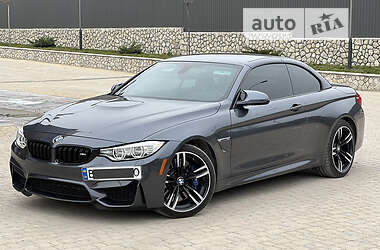 Кабриолет BMW M4 2015 в 
