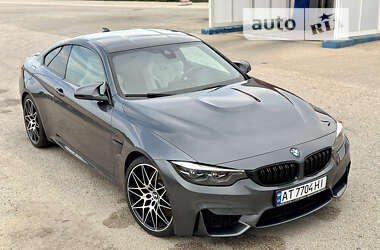 Купе BMW M4 2018 в Бурштині