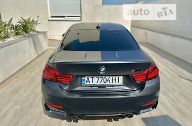 Купе BMW M4 2018 в Бурштыне