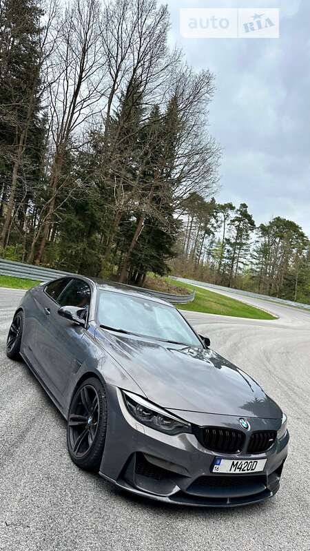 Купе BMW M4 2015 в Києві фото 7 Купе BMW M4 2015 в Києві