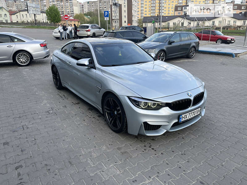 Купе BMW M4 2017 в Хмельницком