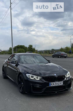 BMW M4 2017