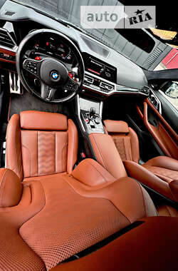 Купе BMW M4 2022 в 