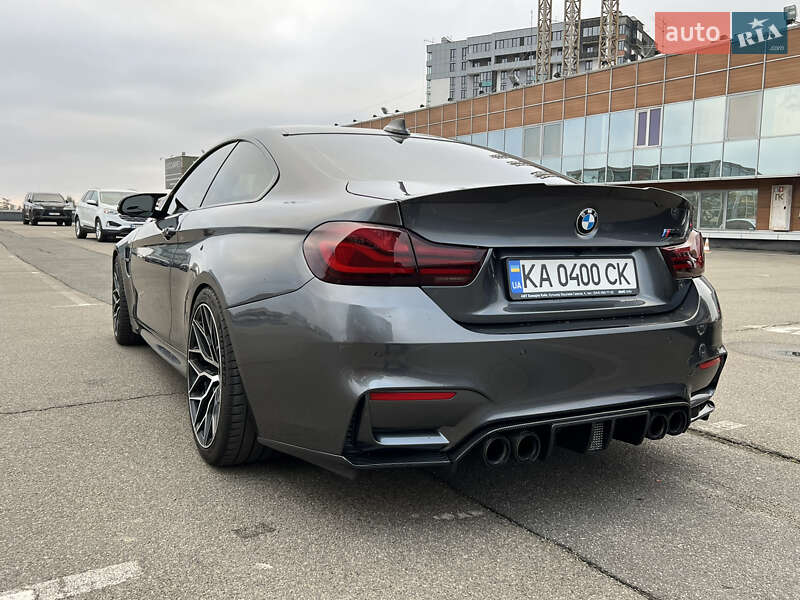 Купе BMW M4 2016 в 