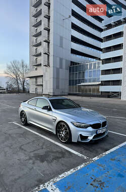 Купе BMW M4 2016 в Киеве