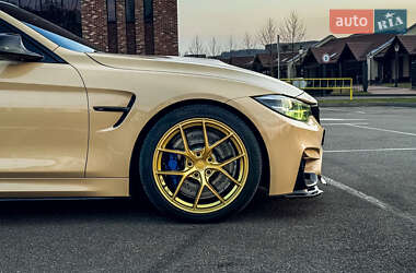 Купе BMW M4 2014 в 