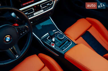 Кабриолет BMW M4 2023 в 