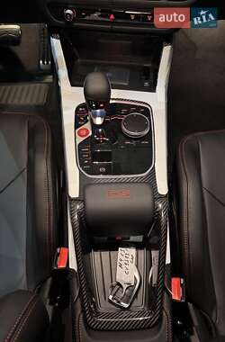 Купе BMW M4 2025 в 