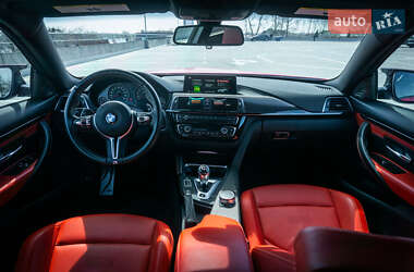Купе BMW M4 2017 в 