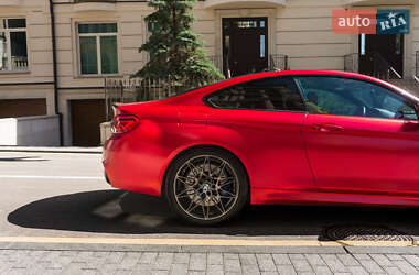 Купе BMW M4 2017 в 