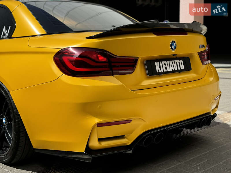 Кабріолет BMW M4 2016 в Києві