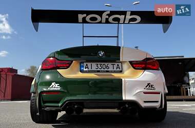 Купе BMW M4 2017 в 